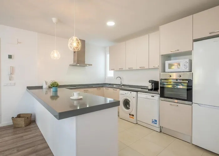 Modern, Stylish With Balcony * Walencja