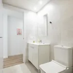 Modern, Stylish With Balcony Валенсия