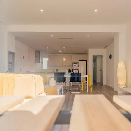 Apartamento Modern, Stylish With Balcony *